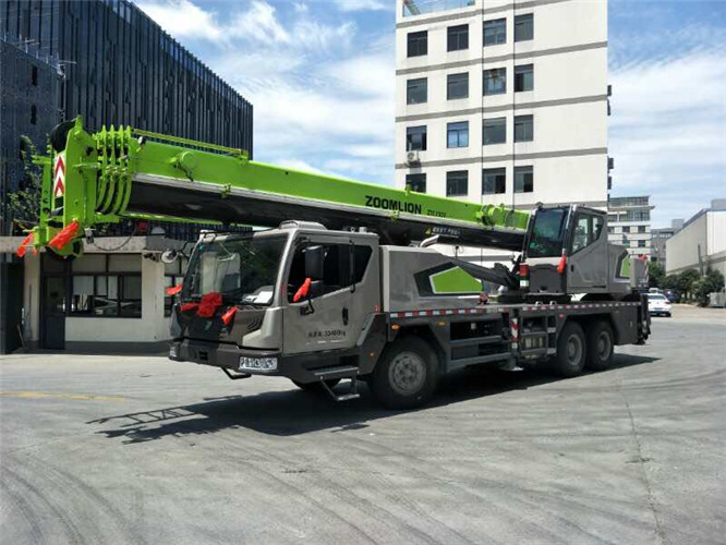 汉川市随车吊师傅告诉你租赁随车吊车如何区分吨位